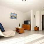 Appartement Mira 1978 Poreč