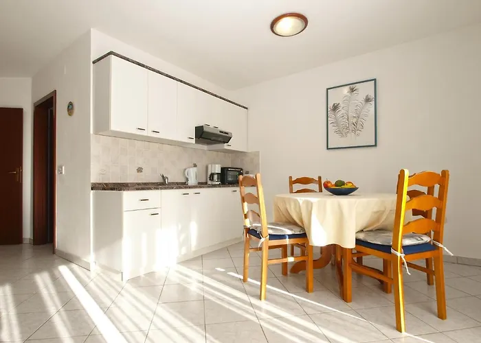 Mira 1978 Apartamento