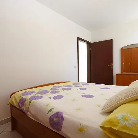 Mira 1978 Apartmán