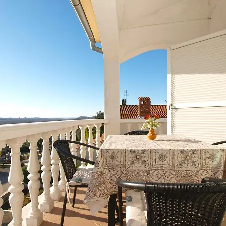 Апартаменты Mira 1978 *