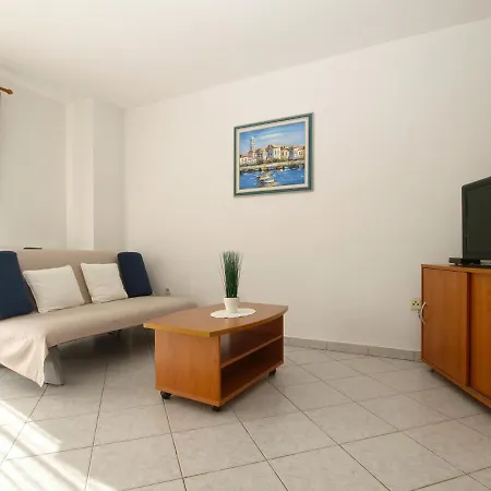 Mira 1978 Апартаменты Пореч