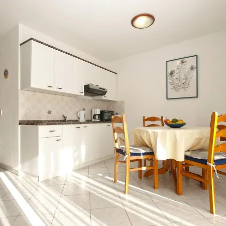 Mira 1978 Апартаменты