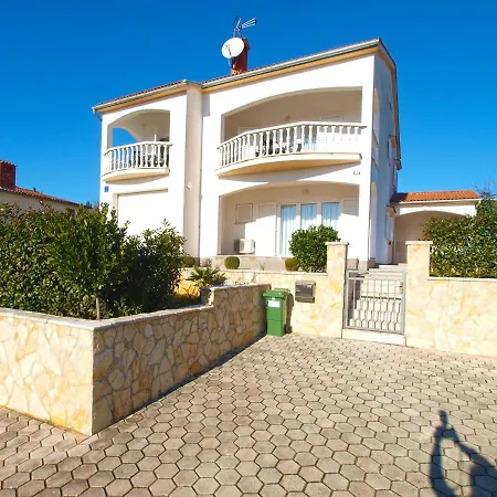 Апартаменты Mira 1978