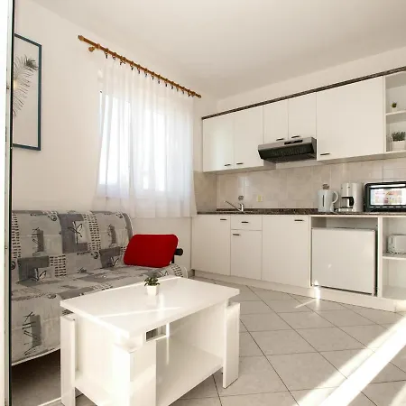 Mira 1978 Апартаменты