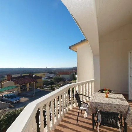 Апартаменты Mira 1978 Пореч