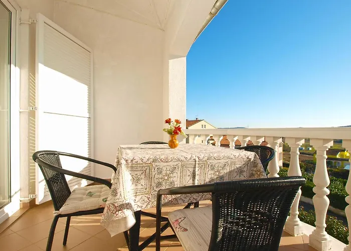 Mira 1978 아파트 포레치